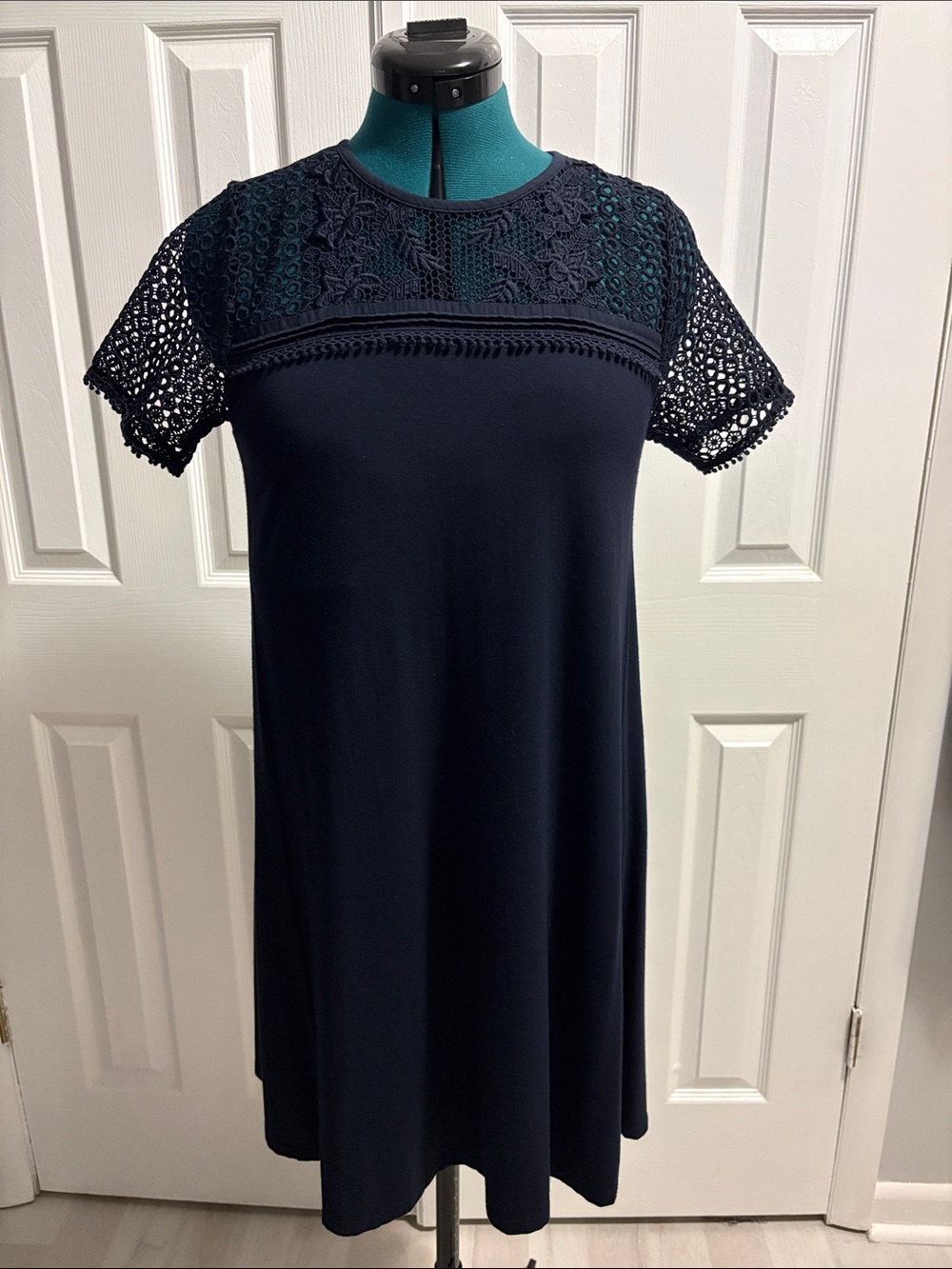 LOFT Navy Lace Yoke Short Sleeve Knit Dress